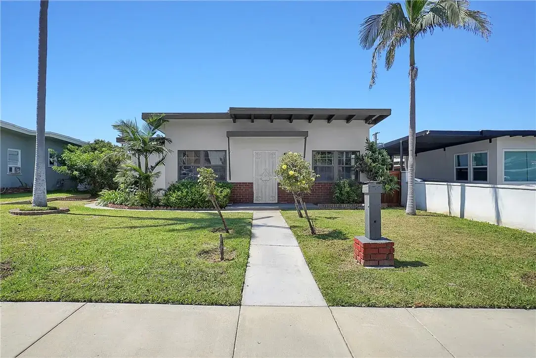 806 W 132nd, Gardena, CA 90247 - #1