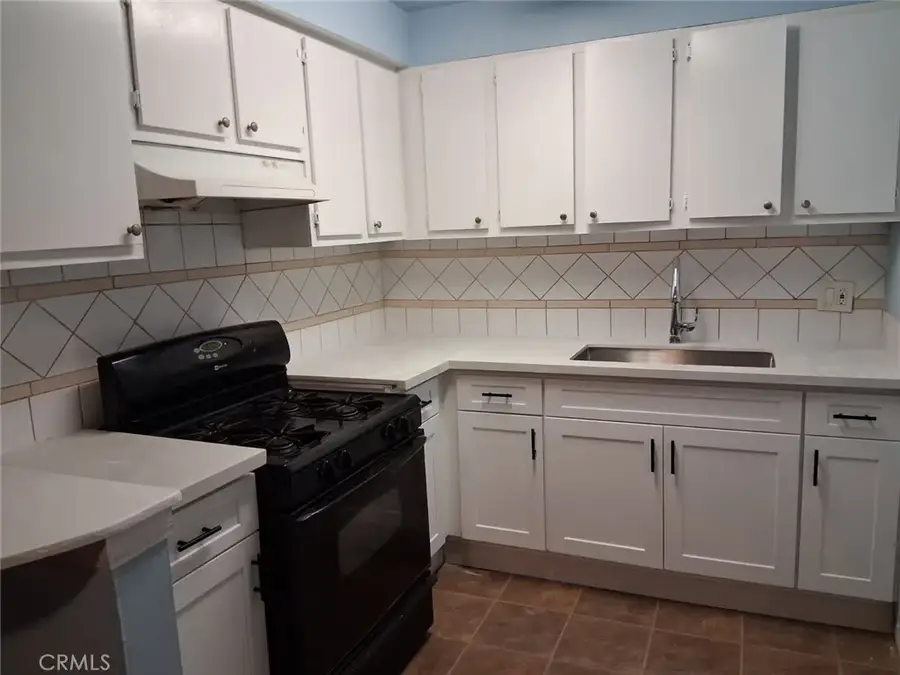 602 Karesh Avenue, Pomona, CA 91767 - #3