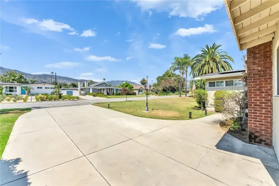 644 E Mountain View, Glendora, CA 91741 - #2
