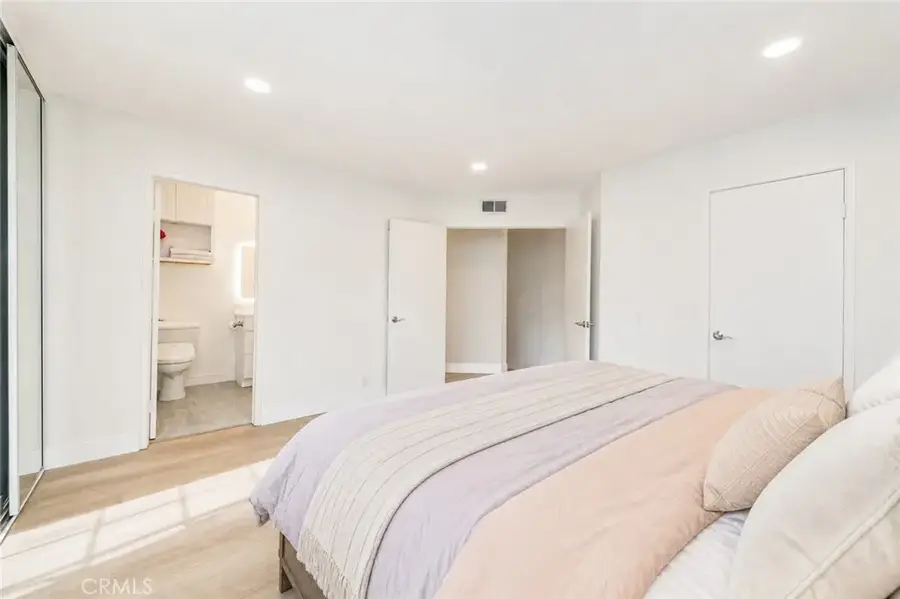 47 Fox #27, Irvine, CA 92614 - #2