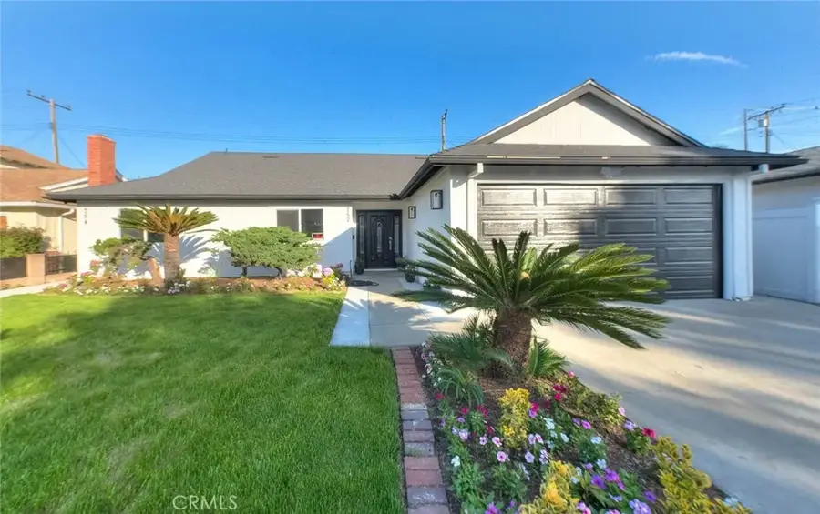 752 Rio Del Sol Avenue, Montebello, CA 90640 - #2
