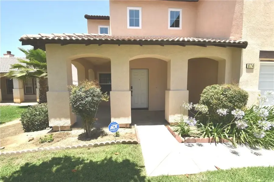 674 Myrtle, Perris, CA 92571 - #2