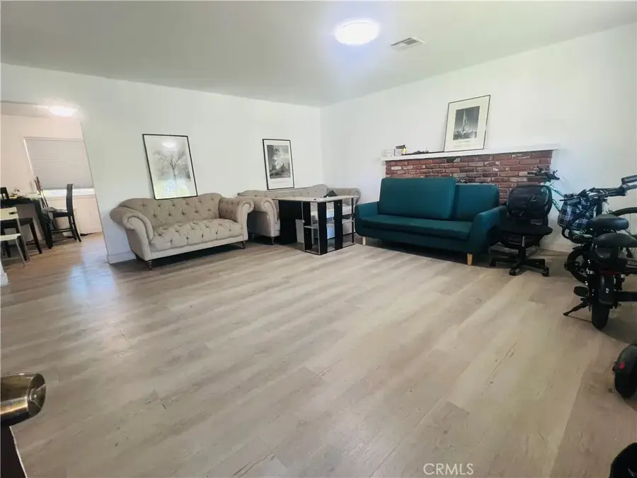 556 W Campus View, Riverside, CA 92507 - #2