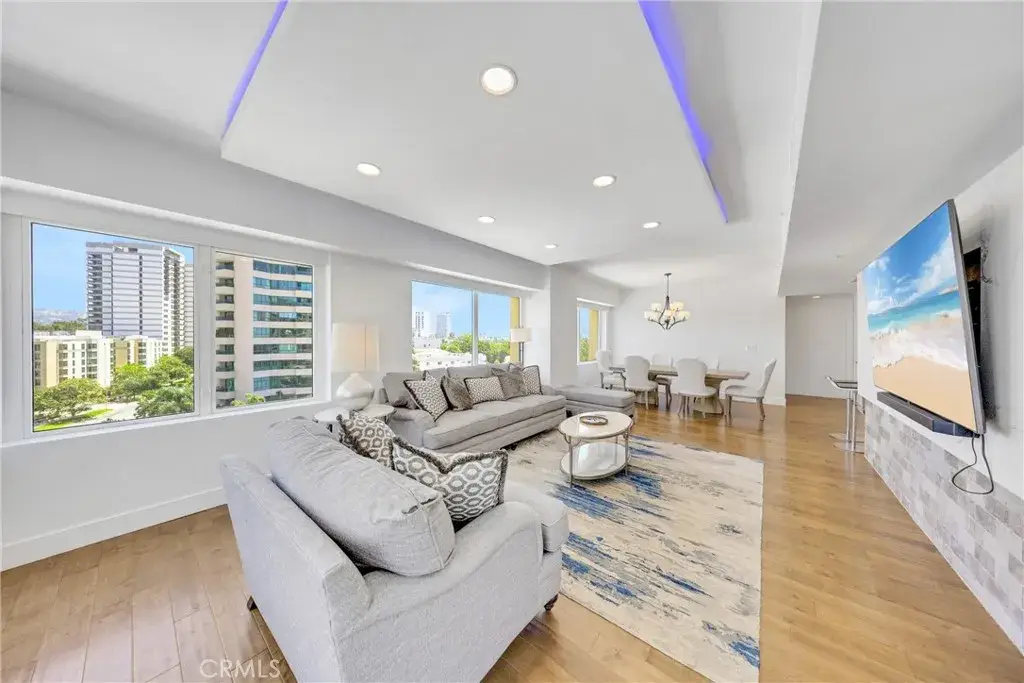 10520 Wilshire Blvd #902, Los Angeles, CA 90024 - #1