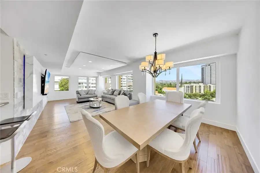 10520 Wilshire Blvd #902, Los Angeles, CA 90024 - #2