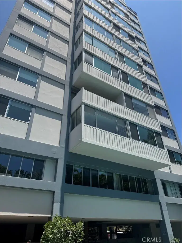 969 Hilgard #1400, Los Angeles, CA 90024 - #2