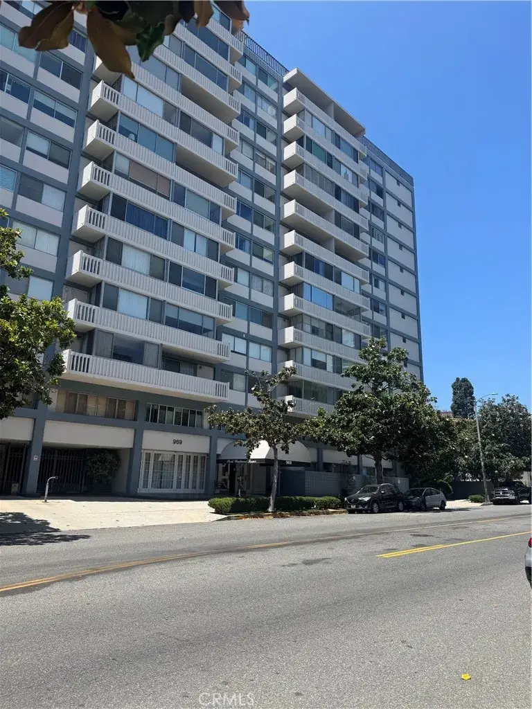 969 Hilgard #1400, Los Angeles, CA 90024 - #3