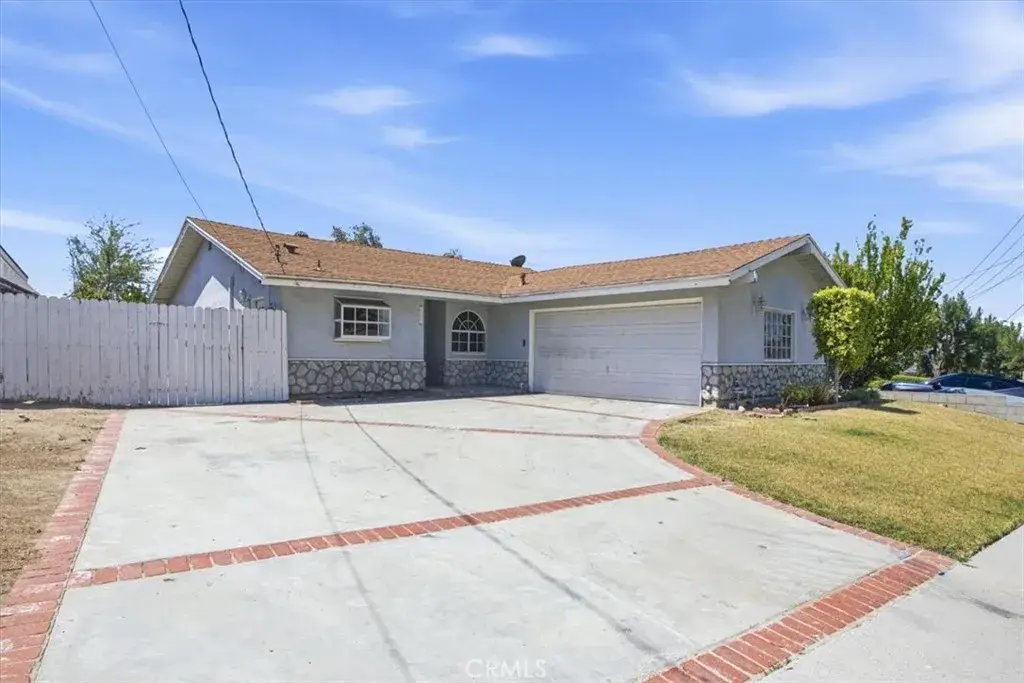 28234 Enderly Street, Canyon Country, CA 91351 - #1