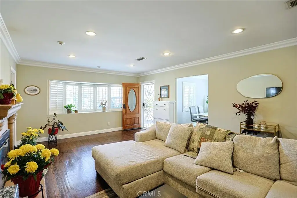 313 E 11th, Azusa, CA 91702 - #1