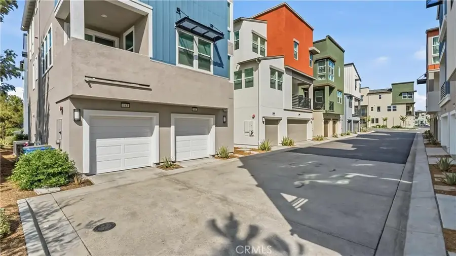 143 Fable, Irvine, CA 92618 - #3