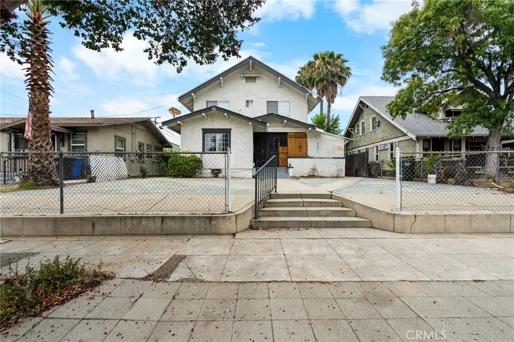 515 E Pasadena Street, Pomona, CA 91767 - #1