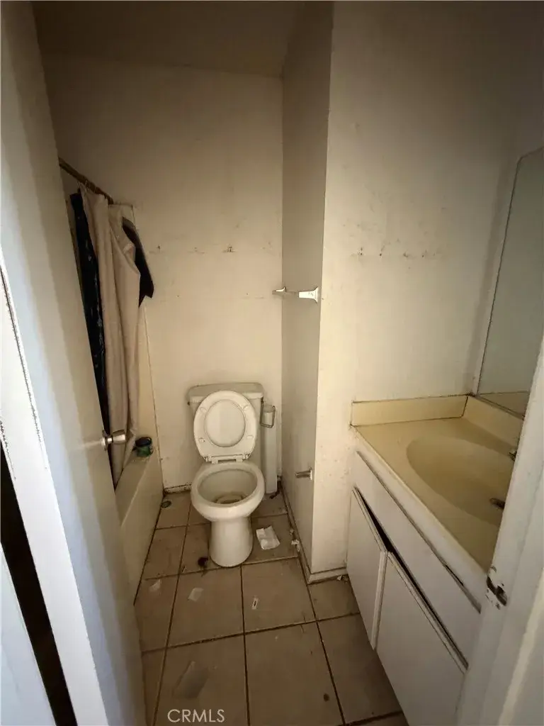 1460 Kendall Drive, San Bernardino, CA 92407 - #3