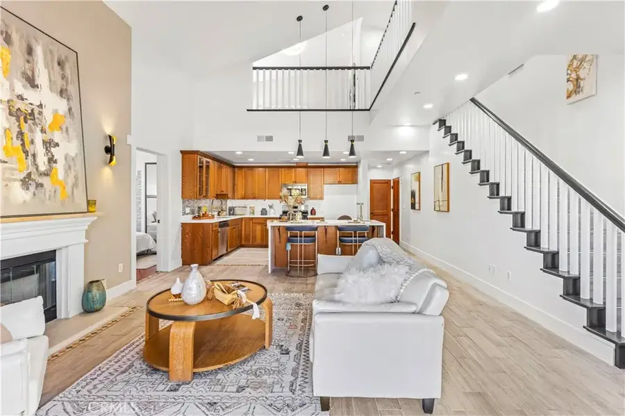 142 N Vermont Ave #B, Glendora, CA 91741 - #2