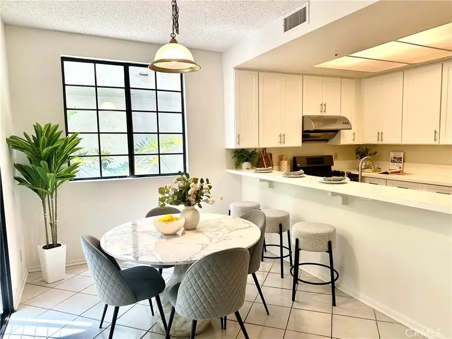 235 S Holliston, Pasadena, CA 91106 - #2