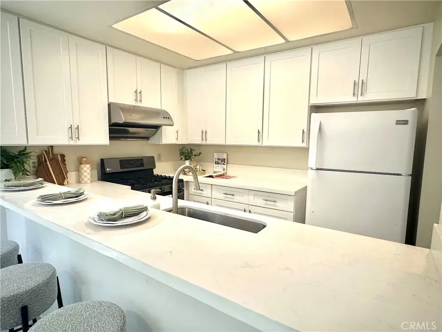 235 S Holliston, Pasadena, CA 91106 - #3