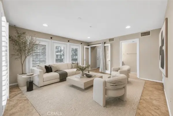 284 Tustin Field Drive, Tustin, CA 92782