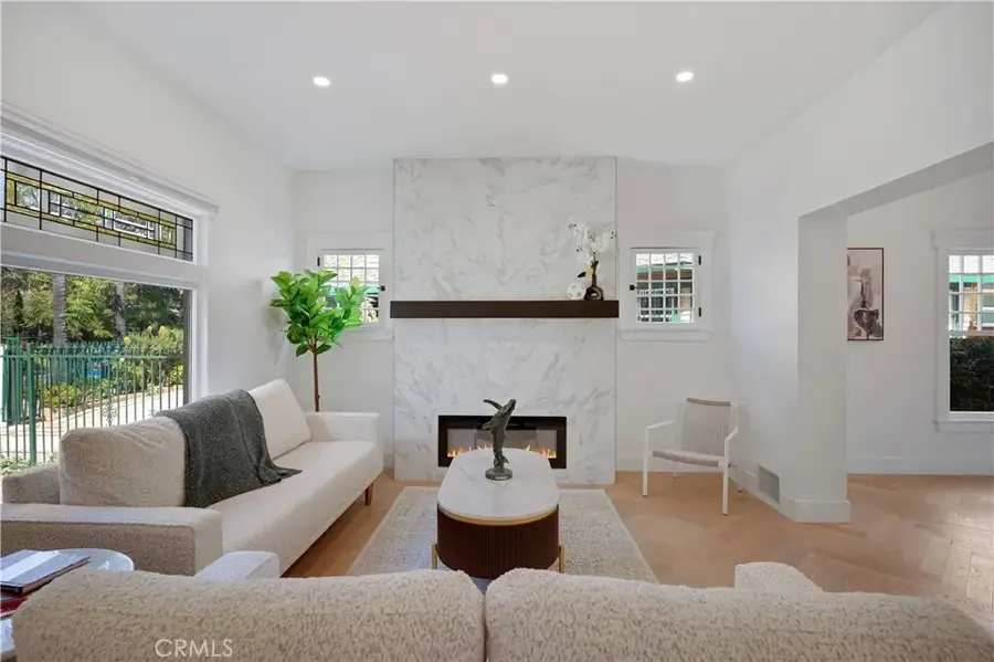 1800 S Oxford. Avenue, Los Angeles, CA 90006 - #2