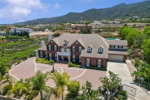 1150 Sandra, Corona, CA 92881