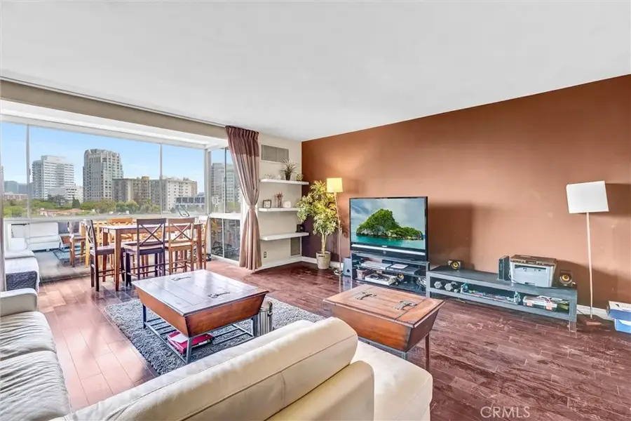 969 Hilgard Avenue #706, Los Angeles, CA 90024 - #3