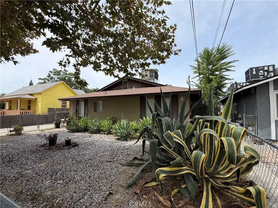 227 N Alessandro, Hemet, CA 92543 - #3