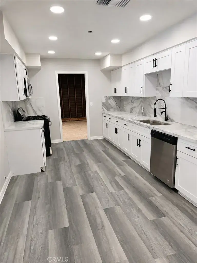 34973 Shasta St, Yucaipa, CA 92399 - #3