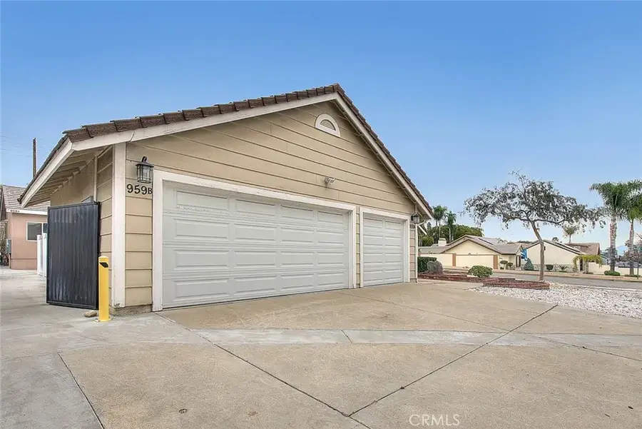 959--959B Kenwood Street, Upland, CA 91784 - #2
