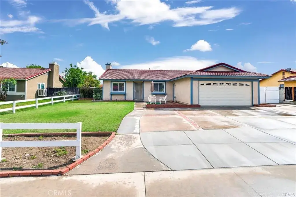 1057 W Carter, Rialto, CA 92376 - #1