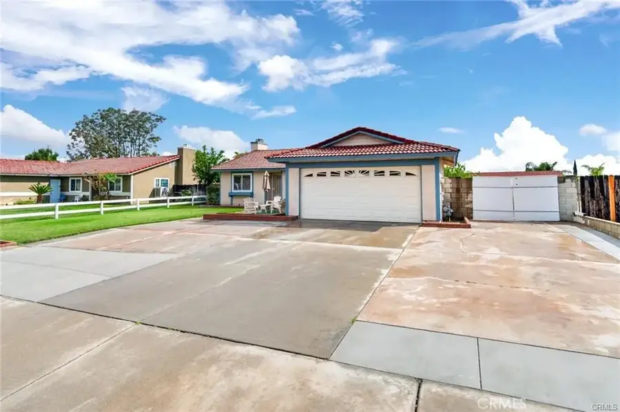 1057 W Carter, Rialto, CA 92376 - #2