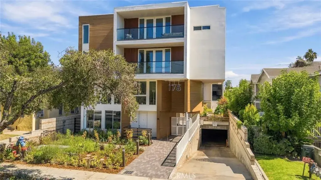 176 N Catalina Ave #404, Pasadena, CA 91106 - #1