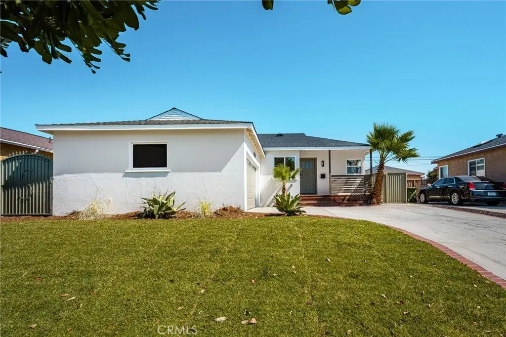 626 S Caswell Avenue, Compton, CA 90220 - #1