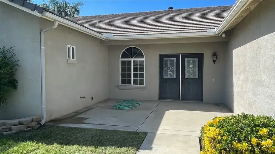 253 W County Line, Calimesa, CA 92320 - #2