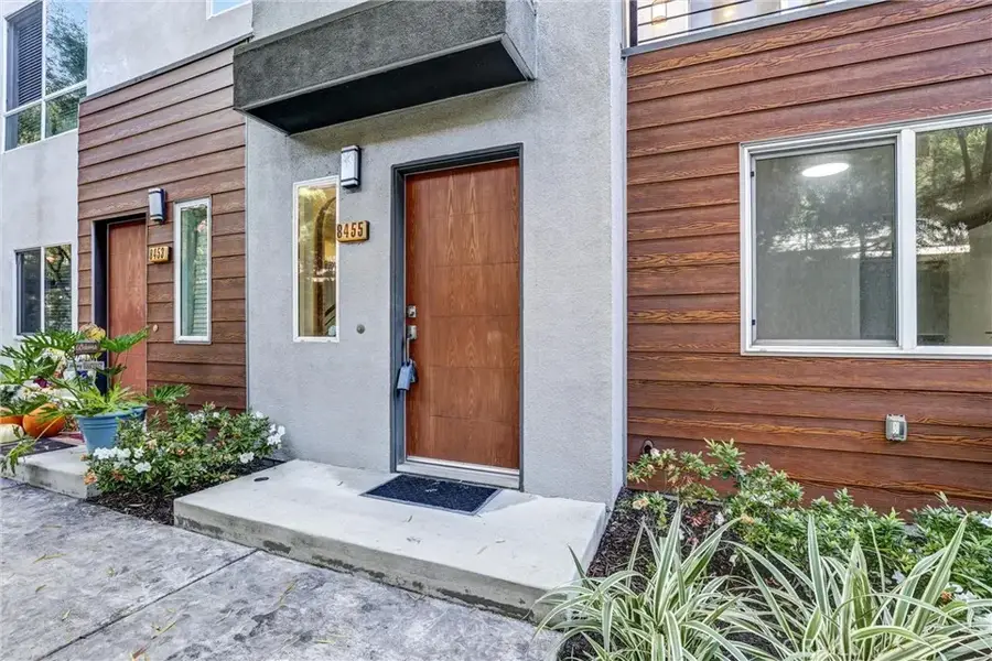 8455 Tweedy Lane, Downey, CA 90240 - #3