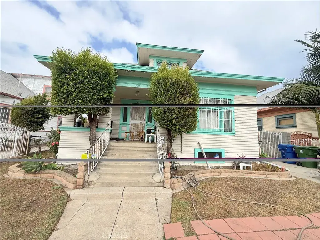 1439 W 28th, Los Angeles, CA 90007 - #1