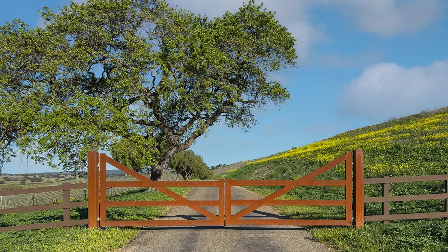 2852 Tapadero Road, Los Olivos, CA 93441 - #2