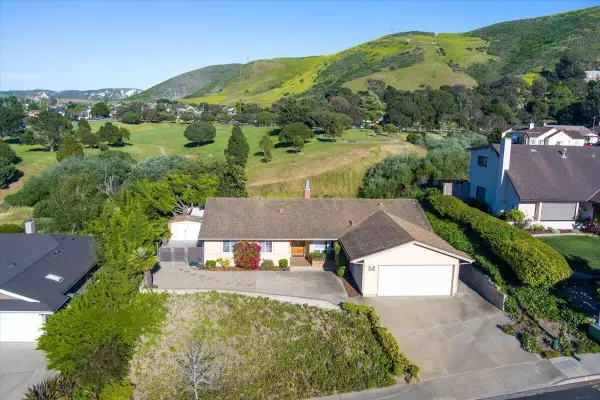 416 S Hawthorne Street, LOMPOC, CA 93436
