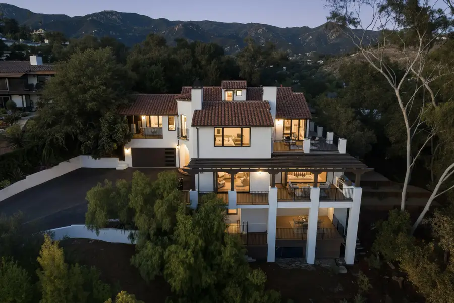 210 Las Alturas Road, Santa Barbara, CA 93103 - #2