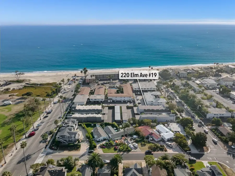 220 Elm Avenue #Apt 19, Carpinteria, CA 93013 - #2