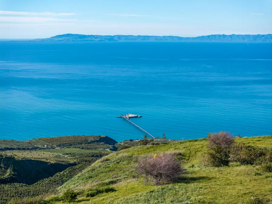 8560 Ocean View Road, San Buenaventura Ventura, CA 93001 - #2