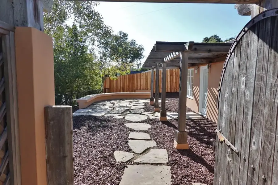 1324 Kenwood Road, Santa Barbara, CA 93109 - #3