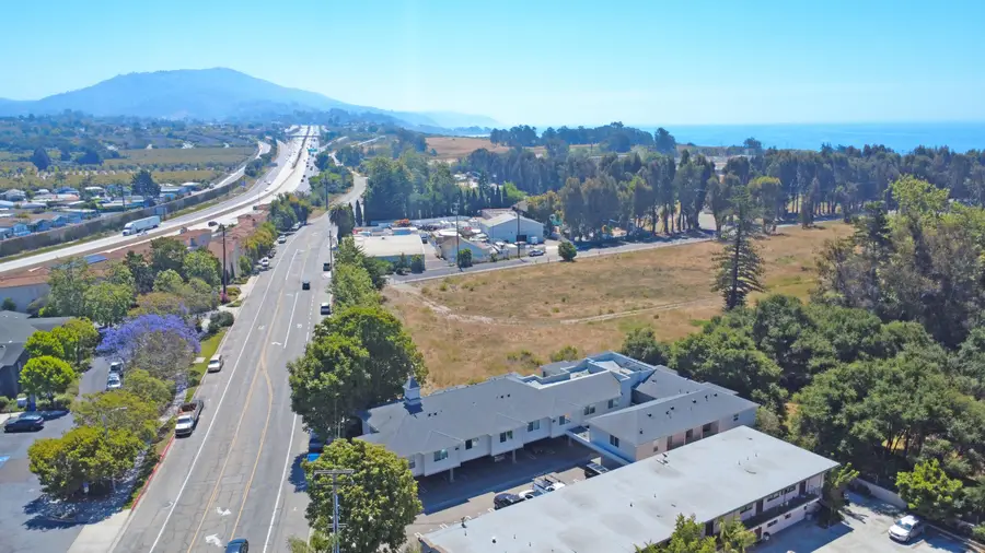 5615 Carpinteria Avenue, Carpinteria, CA 93013 - #3