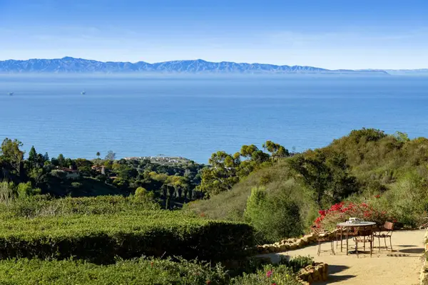 1060/1064 Ladera Lane, SANTA BARBARA, CA 93108