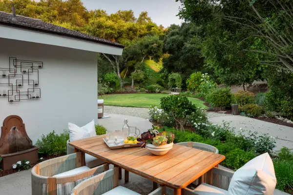 1102 Plaza Del Monte, SANTA BARBARA, CA 93101