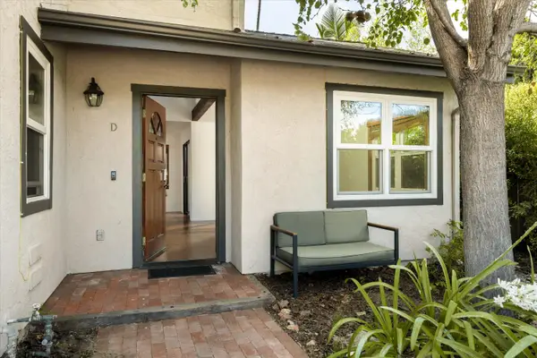 820 W Victoria Street #Apt D, SANTA BARBARA, CA 93101