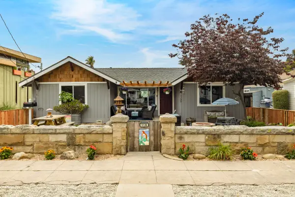 5139 8th Street, CARPINTERIA, CA 93013