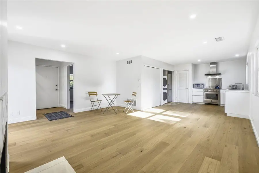 1407 San Pascual Street #Apt D, Santa Barbara, CA 93101 - #3