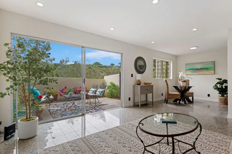 1058 Miramonte Drive #Apt 8, Santa Barbara, CA 93109 - #3