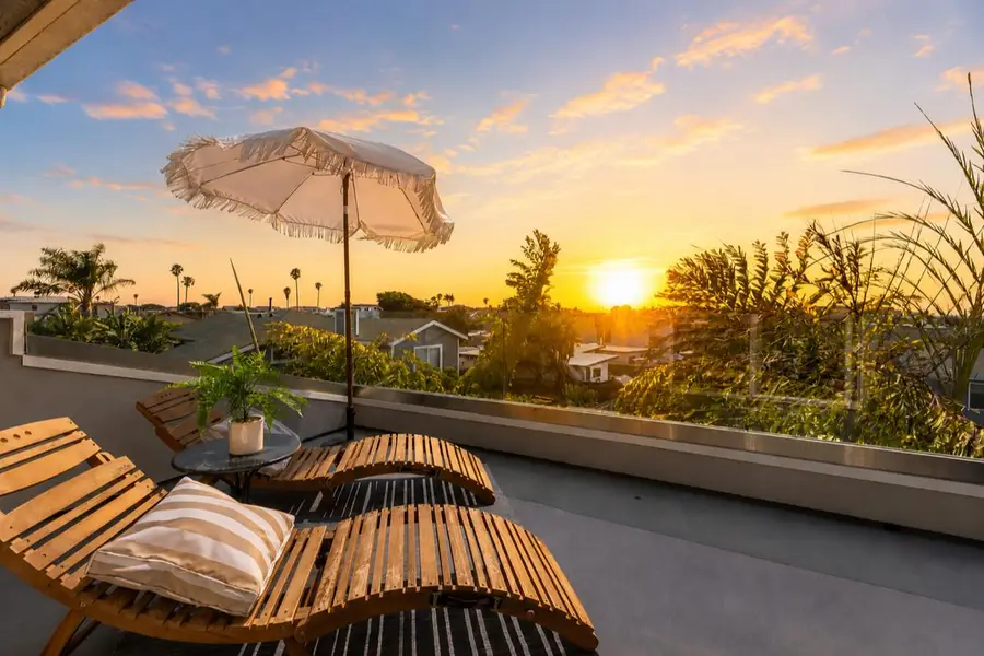 2462 Pierpont Boulevard, San Buenaventura Ventura, CA 93001 - #2