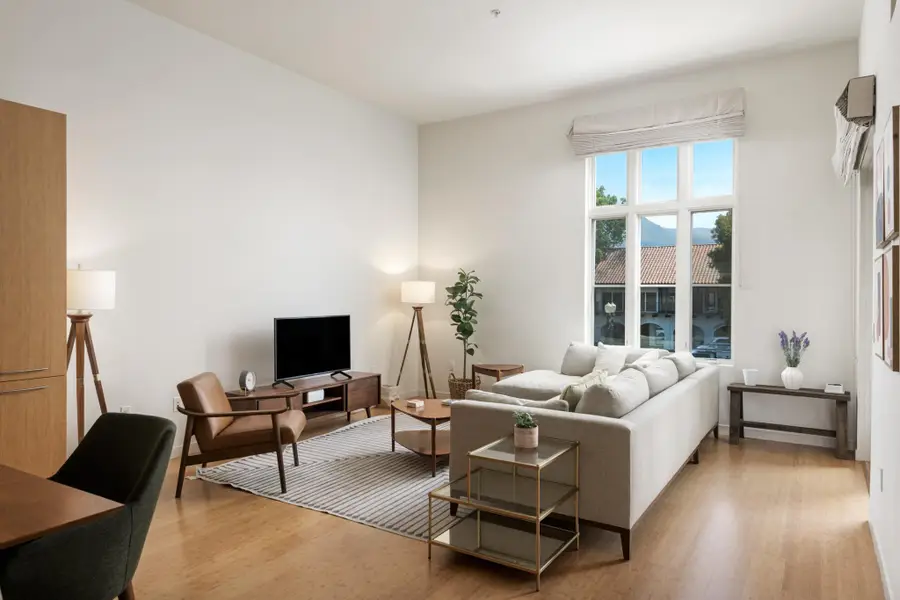401 Chapala Street #207, Santa Barbara, CA 93101 - #2