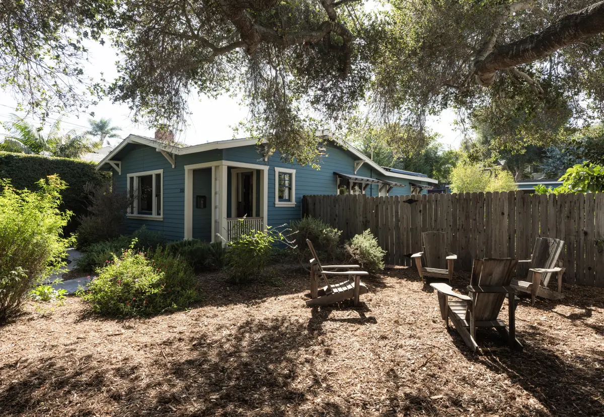223 W Pedregosa Street, Santa Barbara, CA 93101 - #1