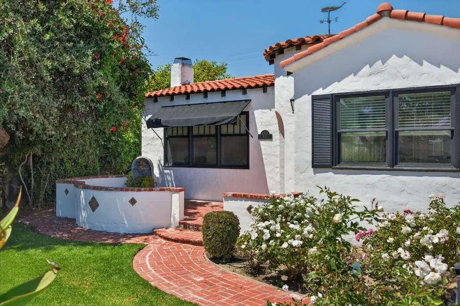 3737 Paloma Drive, San Buenaventura Ventura, CA 93003 - #3